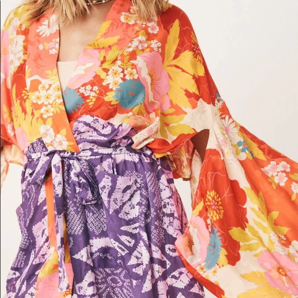 Tyler Short Robe - Picture 4 of 8